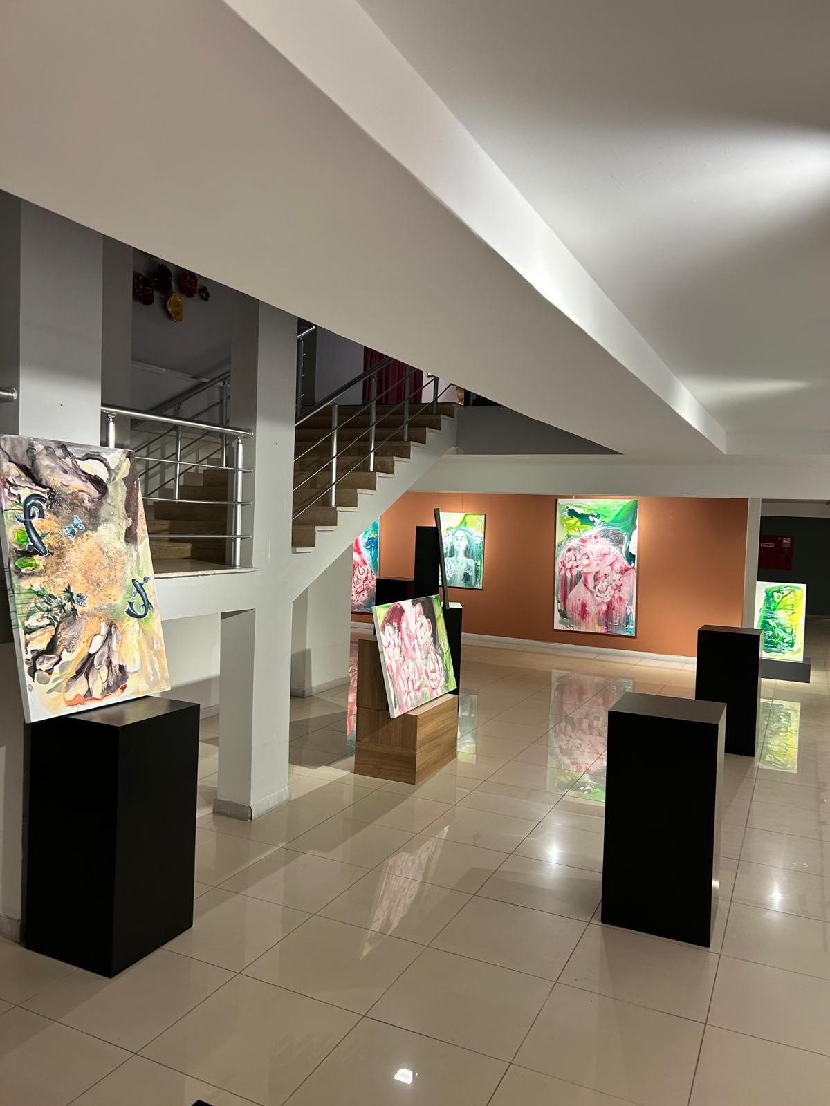 art gallery